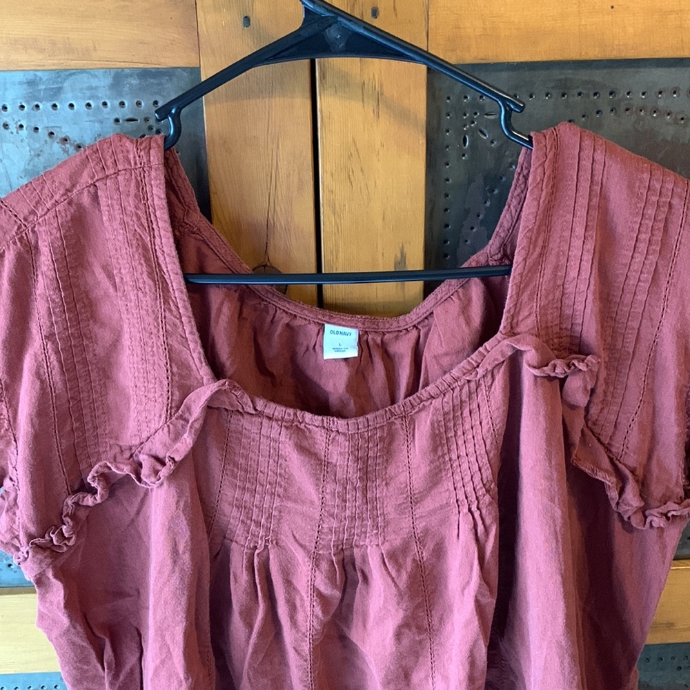 Old Navy Blouse Pink/Red, size L - Picture 3 of 5